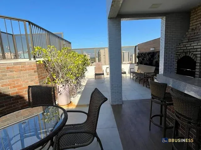 Apartamento com 267m² 3 quartos e 2 banheiros, à venda, no bairro Centro em Campos dos Goytacazes
