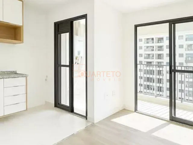 Apartamento 2 quartos e 2 banheiros, à venda, no bairro Vila Anastácio em São Paulo