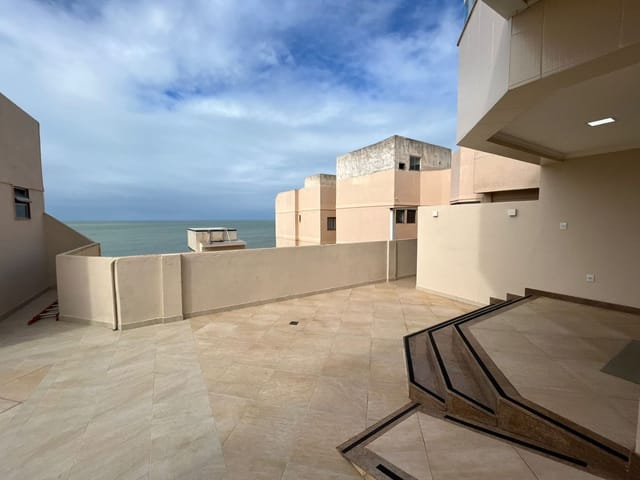 Apartamento com 315m² 4 quartos e 3 banheiros, à venda, no bairro Praia Campista em Macaé