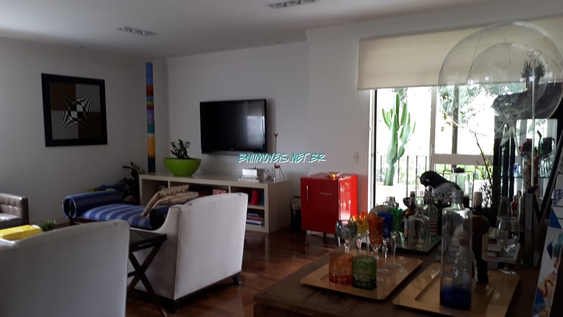 Apartamento, 3 quartos, 251 m² - Foto 2