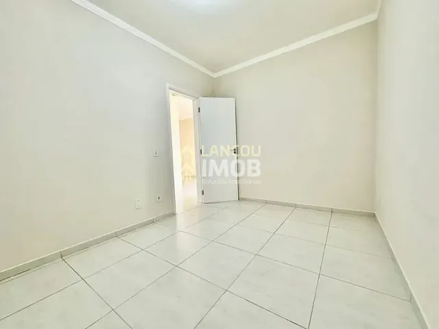 Apartamento 2 quartos e 1 banheiro, à venda, no bairro Recanto Quarto Centenário em Jundiaí