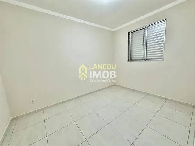 Apartamento 2 quartos e 1 banheiro, à venda, no bairro Recanto Quarto Centenário em Jundiaí