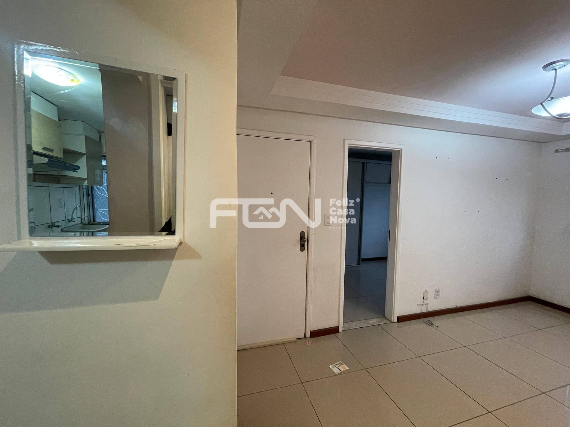 Apartamento à venda com 3 quartos, 10m² - Foto 4