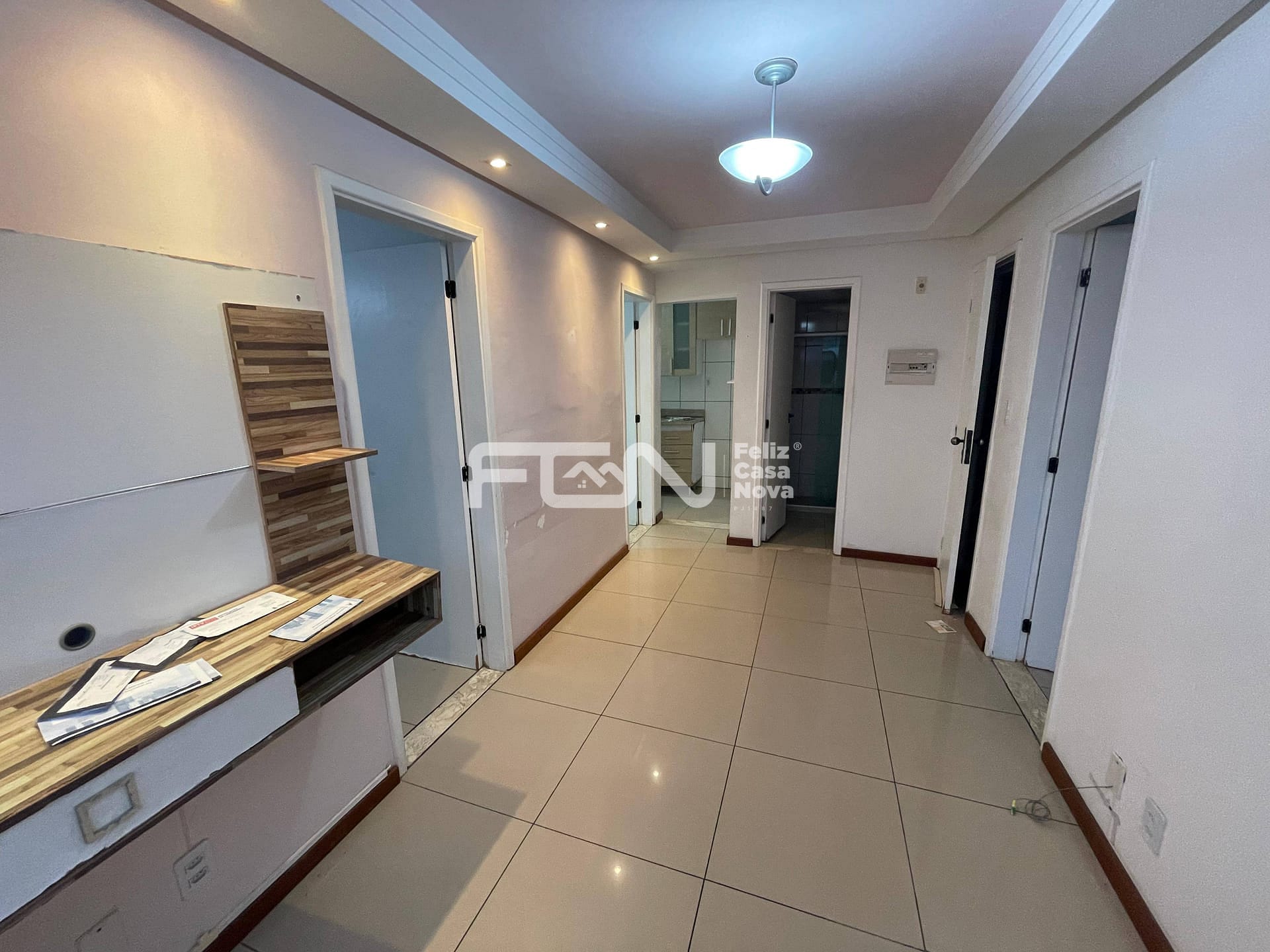 Apartamento à venda com 3 quartos, 10m² - Foto 2