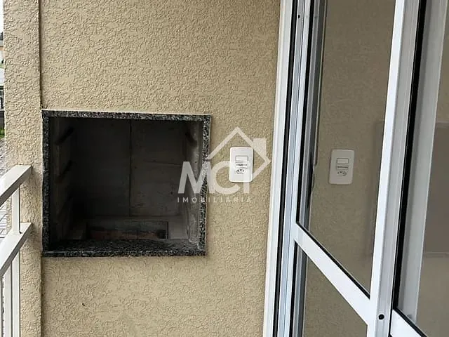 Apartamento 2 quartos e 1 banheiro, à venda, no bairro Fragata em Pelotas