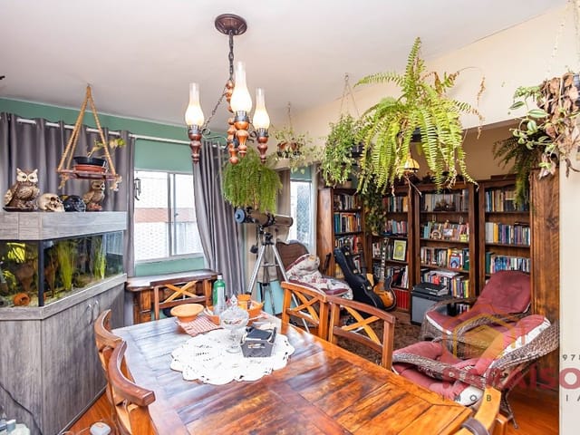 Apartamento 3 quartos e 1 banheiro, à venda, no bairro Santa Quitéria em Curitiba