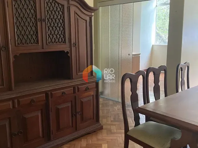 Apartamento com 70m² 2 quartos e 2 banheiros, à venda, no bairro Laranjeiras em Rio de Janeiro