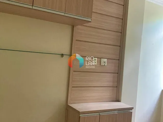 Apartamento com 70m² 2 quartos e 2 banheiros, à venda, no bairro Laranjeiras em Rio de Janeiro