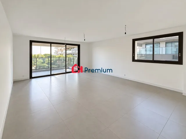 Apartamento 4 quartos e 4 banheiros, à venda, no bairro Barra da Tijuca em Rio de Janeiro