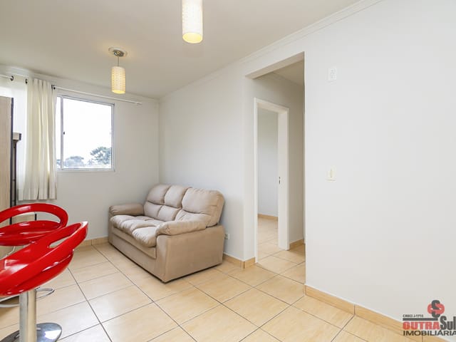 Apartamento 3 quartos e 1 banheiro, para alugar, no bairro Barreirinha em Curitiba