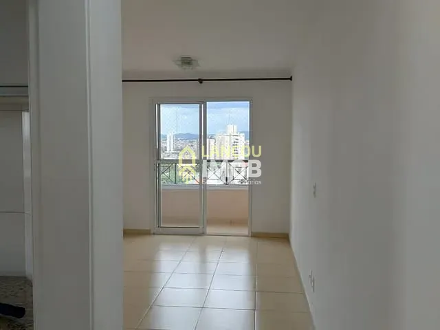 Apartamento 3 quartos e 1 banheiro, à venda, no bairro Anhangabaú em Jundiaí