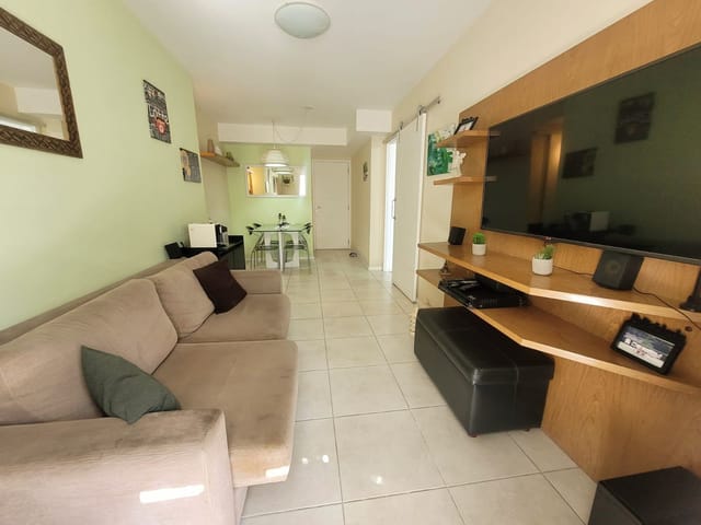 Apartamento com 60m² 2 quartos e 2 banheiros, à venda, no bairro Vila Valqueire em Rio de Janeiro