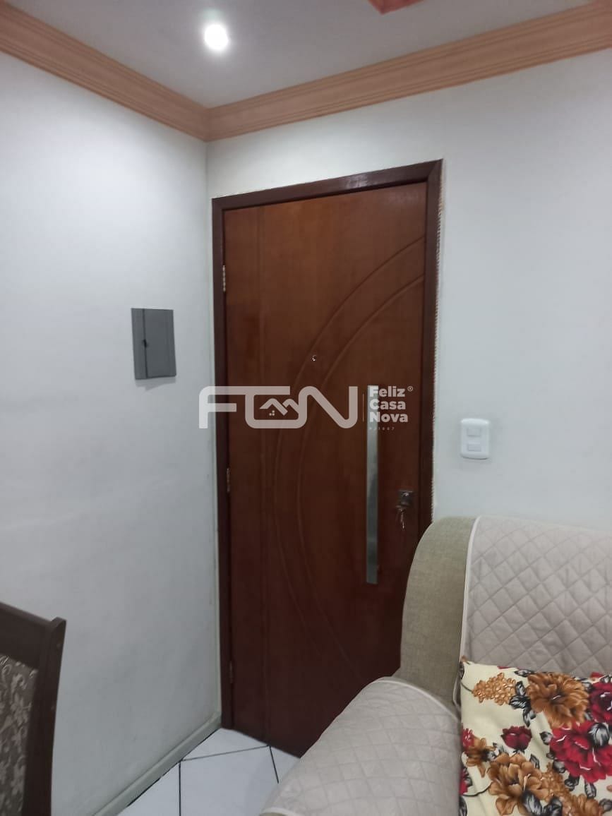 Apartamento à venda com 2 quartos, 45m² - Foto 9