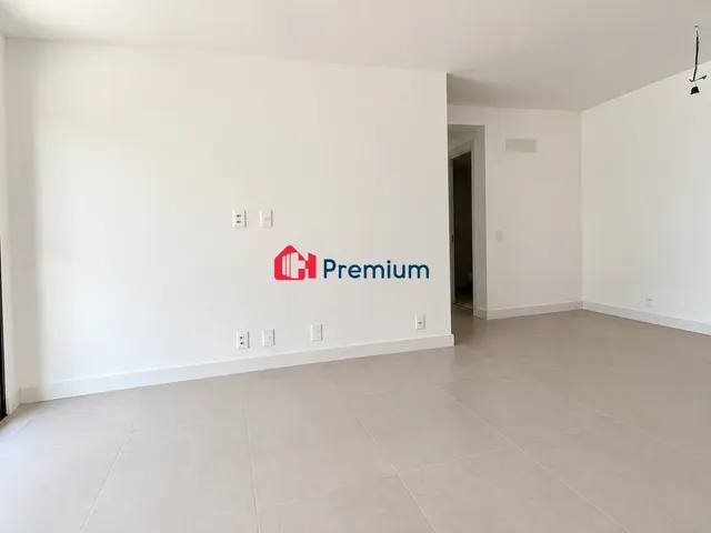 Apartamento 2 quartos e 2 banheiros, à venda, no bairro Barra da Tijuca em Rio de Janeiro