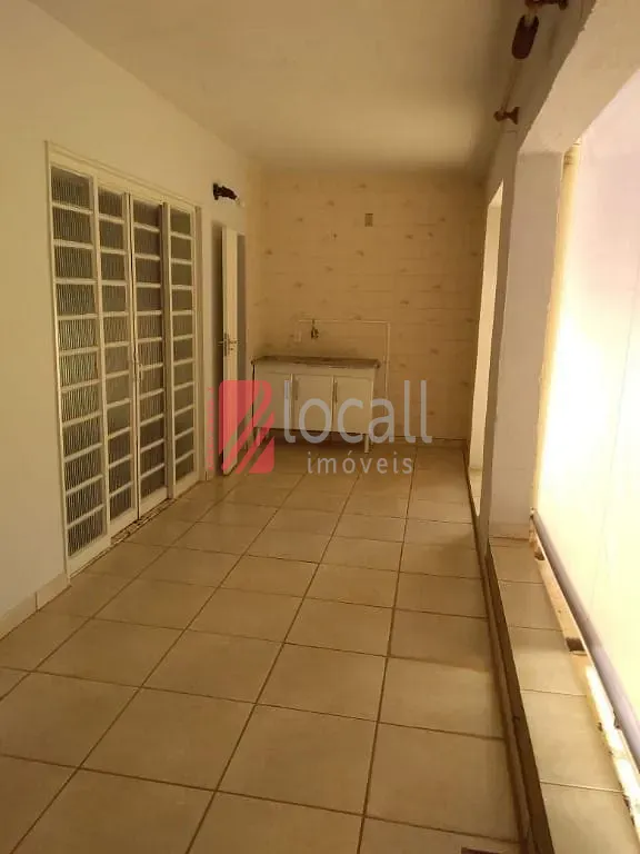 Apartamento com 1 quarto para aluguel, 70m² — foto 2 de 17