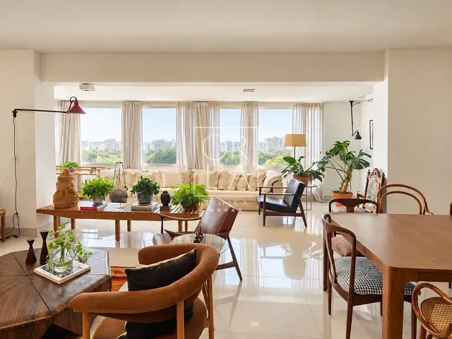 Apartamento 3 quartos e 4 banheiros, à venda, no bairro Setor Bueno em Goiânia