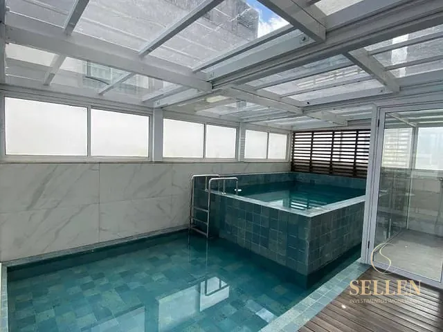 Apartamento com 244m² 3 quartos e 4 banheiros, à venda, no bairro Centro em Balneário Camboriú