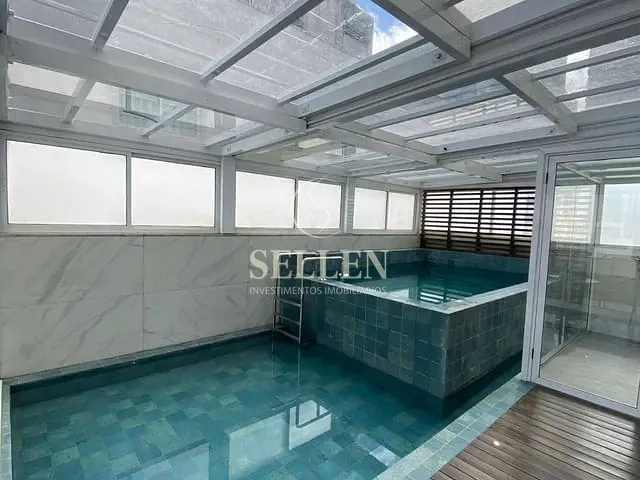 Apartamento com 244m² 3 quartos e 4 banheiros, à venda, no bairro Centro em Balneário Camboriú