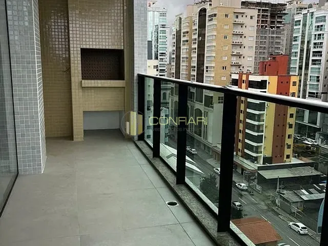 Apartamento com 224m² 3 quartos e 4 banheiros, à venda, no bairro Meia Praia em Itapema