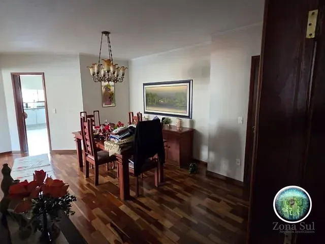 Apartamento com 147m² 3 quartos e 2 banheiros, à venda, no bairro Centro em Sorocaba