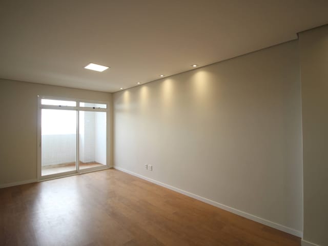 Apartamento com 201m² 3 quartos e 2 banheiros, à venda, no bairro Centro em Ponta Grossa