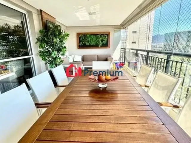 Apartamento 4 quartos e 2 banheiros, à venda, no bairro Barra da Tijuca em Rio de Janeiro
