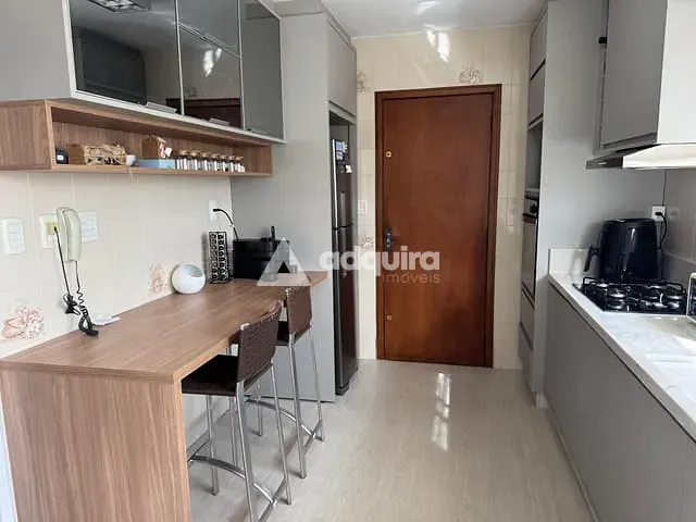 Apartamento com 164m² 3 quartos e 3 banheiros, à venda, no bairro Centro em Ponta Grossa