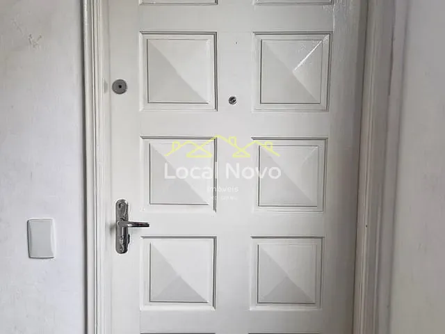 Apartamento 2 quartos e 1 banheiro, para alugar, no bairro Jardim Santa Mena em Guarulhos