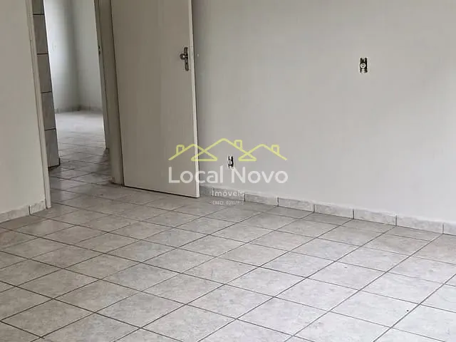 Apartamento 2 quartos e 1 banheiro, para alugar, no bairro Jardim Santa Mena em Guarulhos