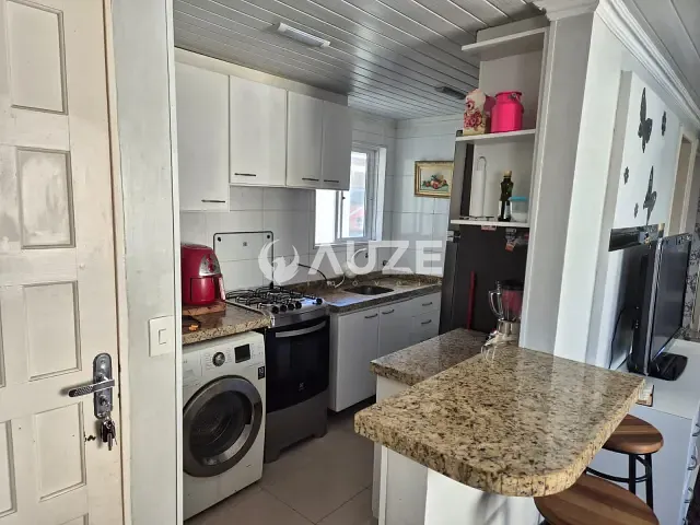 Apartamento com 47m² 2 quartos e 1 banheiro, à venda, no bairro Boqueirão em Curitiba