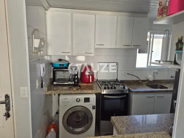 Apartamento com 47m² 2 quartos e 1 banheiro, à venda, no bairro Boqueirão em Curitiba