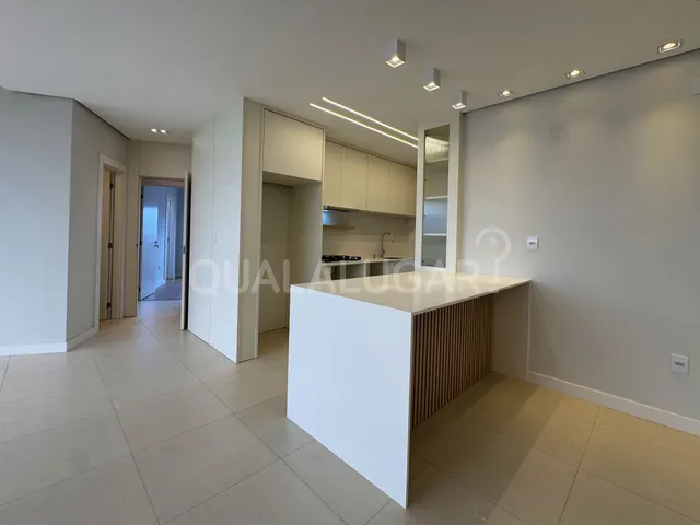 Apartamento 3 quartos e 3 banheiros, para alugar, no bairro Recife em Tubarão