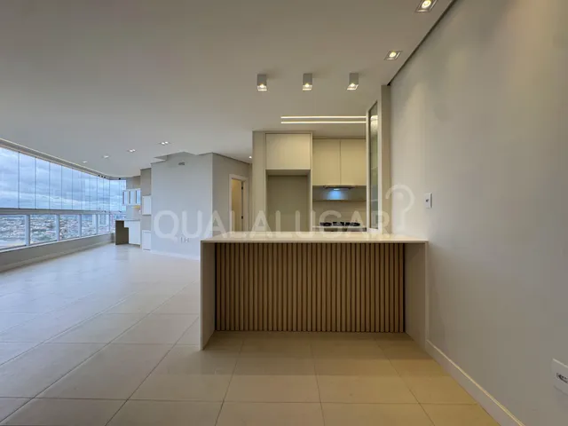 Apartamento 3 quartos e 3 banheiros, para alugar, no bairro Recife em Tubarão