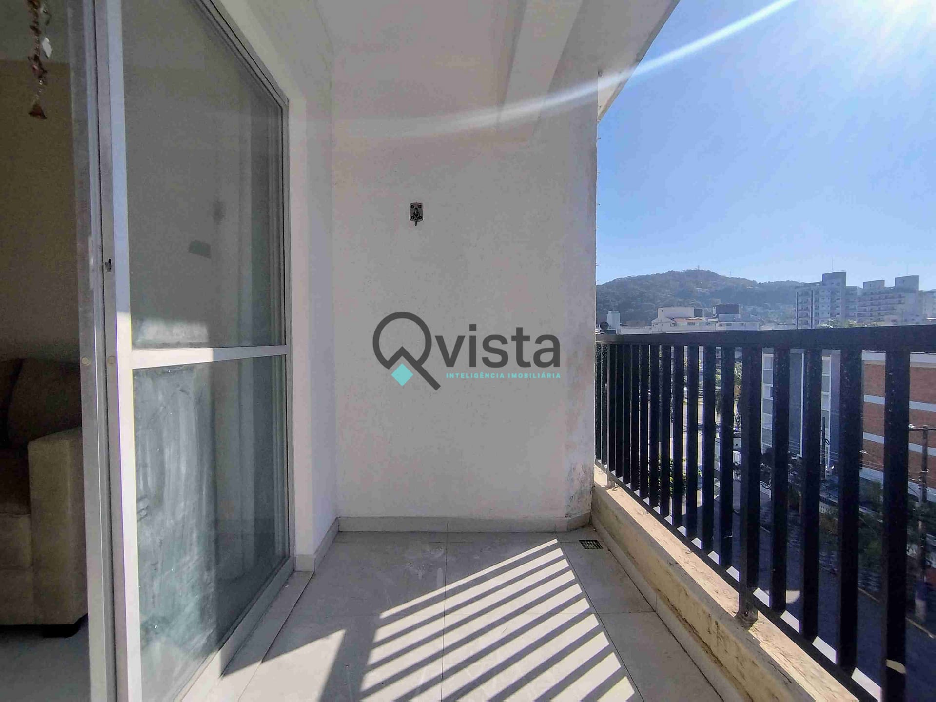 Apartamento à venda com 2 quartos, 75m² - Foto 7