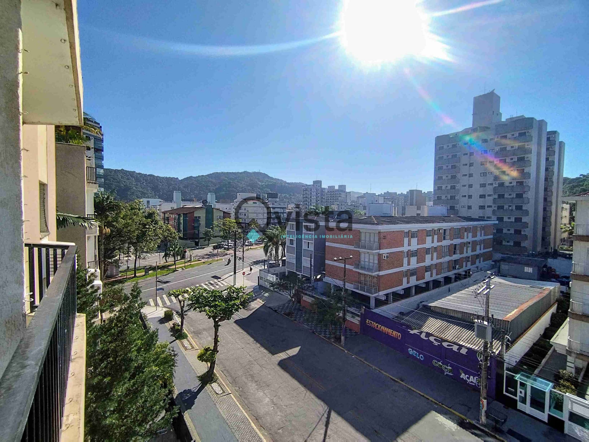 Apartamento à venda com 2 quartos, 75m² - Foto 1