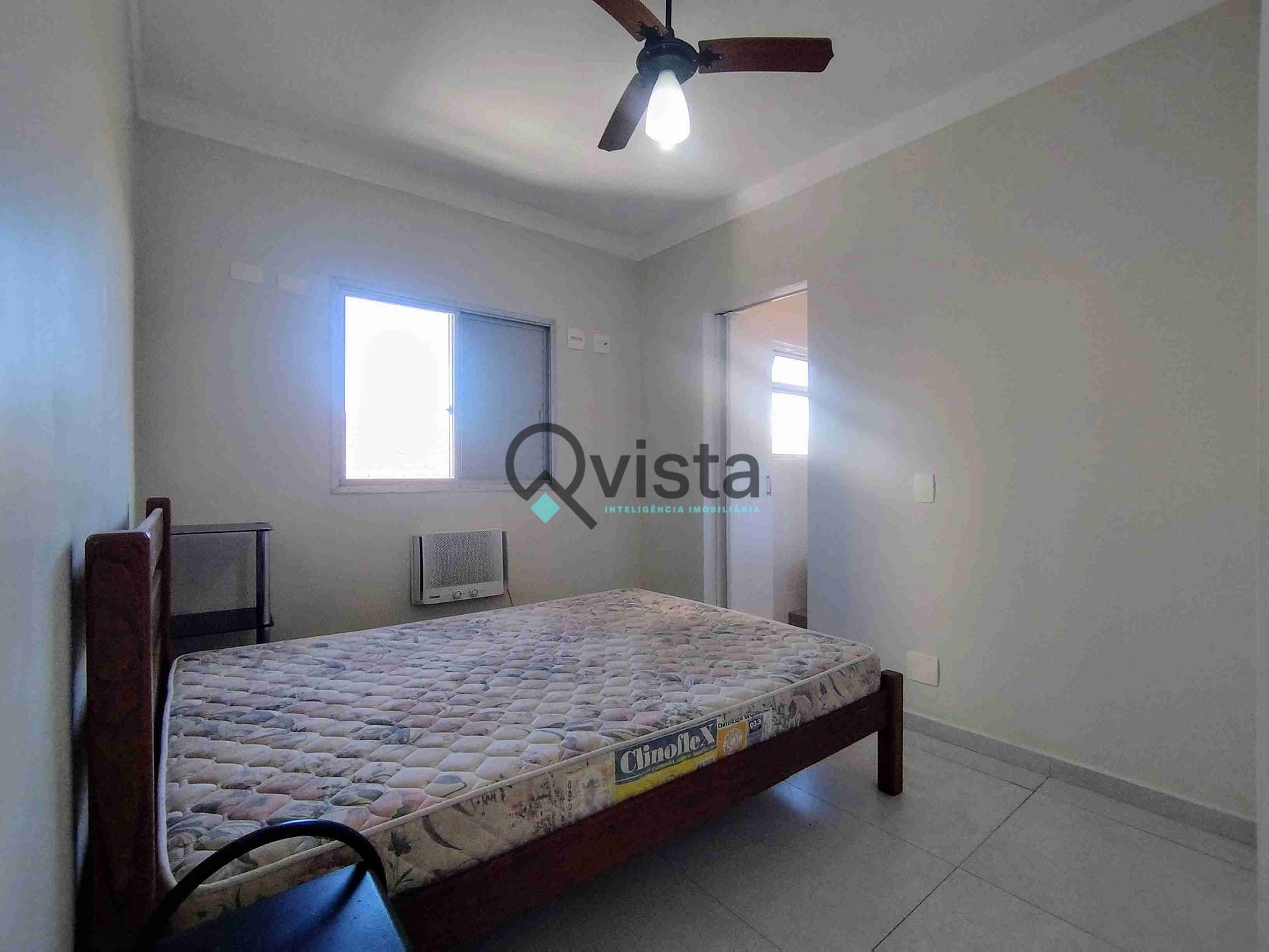 Apartamento à venda com 2 quartos, 75m² - Foto 11