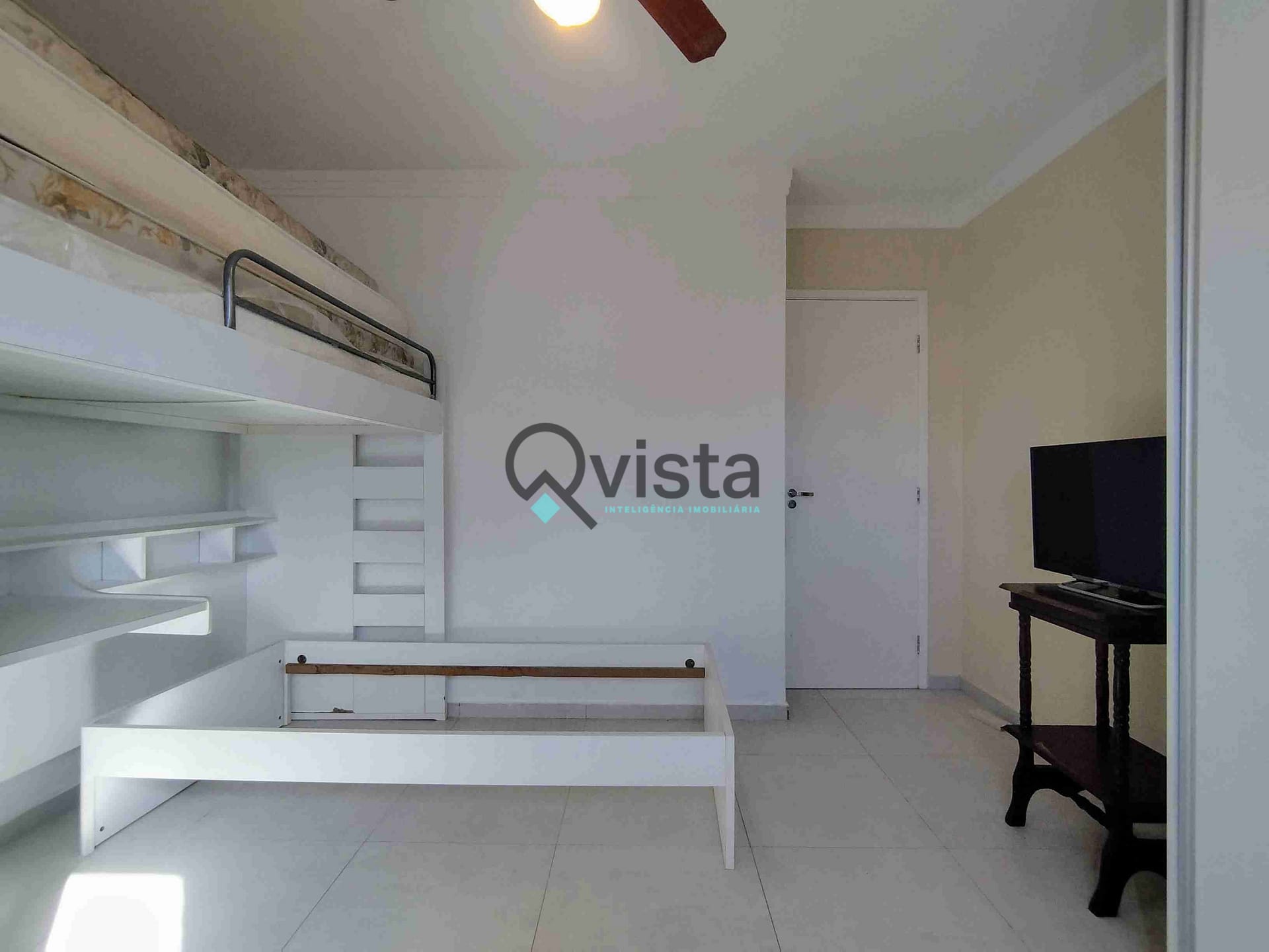 Apartamento à venda com 2 quartos, 75m² - Foto 18