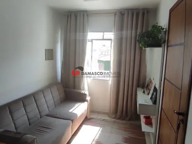 Apartamento 2 quartos e 1 banheiro, à venda, no bairro Vila Camilópolis em Santo André