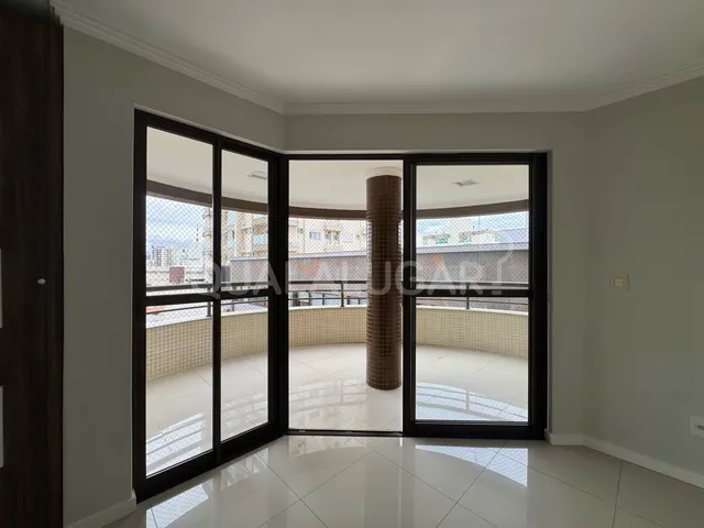 Apartamento 2 quartos e 1 banheiro, para alugar, no bairro Aeroporto em Tubarão