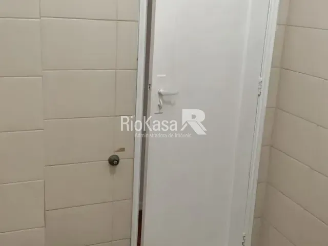 Apartamento 1 quarto e 1 banheiro, para alugar, no bairro Rio Comprido em Rio de Janeiro