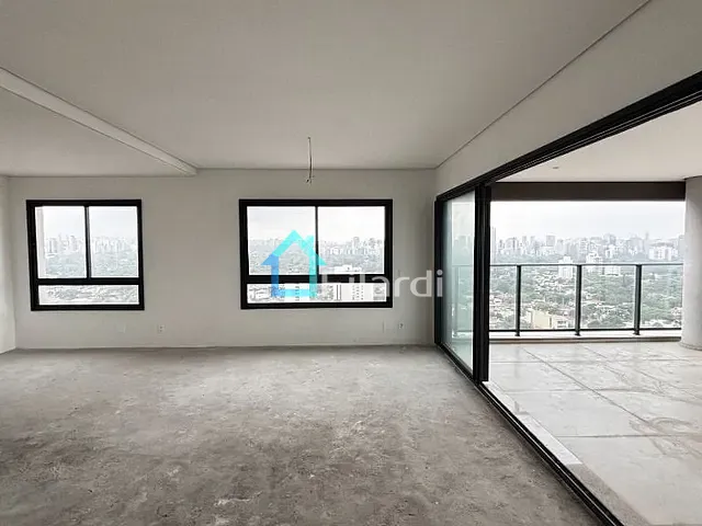 Apartamento 3 quartos e 4 banheiros, à venda, no bairro Pinheiros em São Paulo