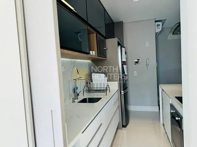 Apartamento com 114m² 3 quartos e 2 banheiros, à venda, no bairro Jurerê em Florianópolis