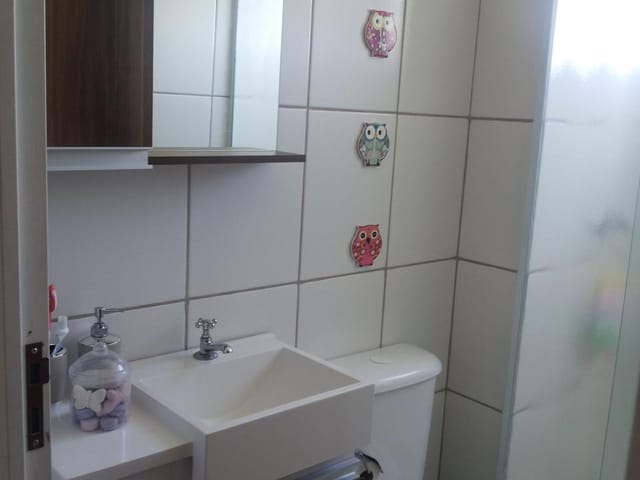 Apartamento 2 quartos e 1 banheiro, à venda, no bairro Residencial e Comercial Cidade Morumbi em Pindamonhangaba