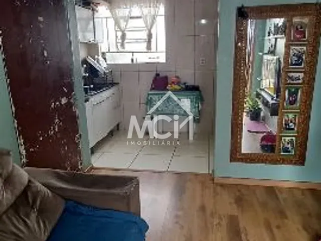 Apartamento 2 quartos e 1 banheiro, à venda, no bairro Três Vendas em Pelotas