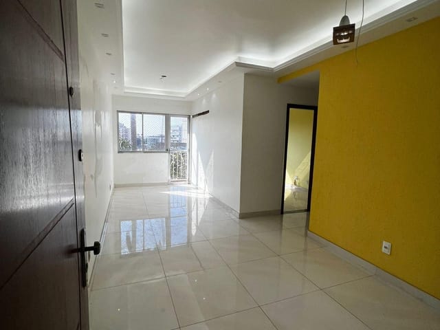 Apartamento com 77m² 2 quartos e 2 banheiros, à venda, no bairro Vila Valqueire em Rio de Janeiro