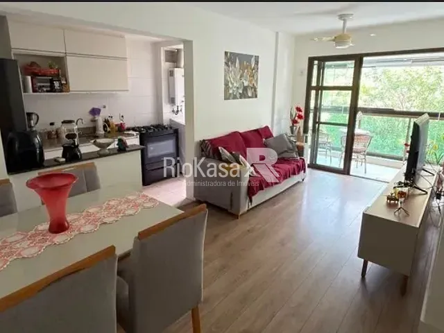 Apartamento 2 quartos e 2 banheiros, à venda, no bairro Recreio dos Bandeirantes em Rio de Janeiro