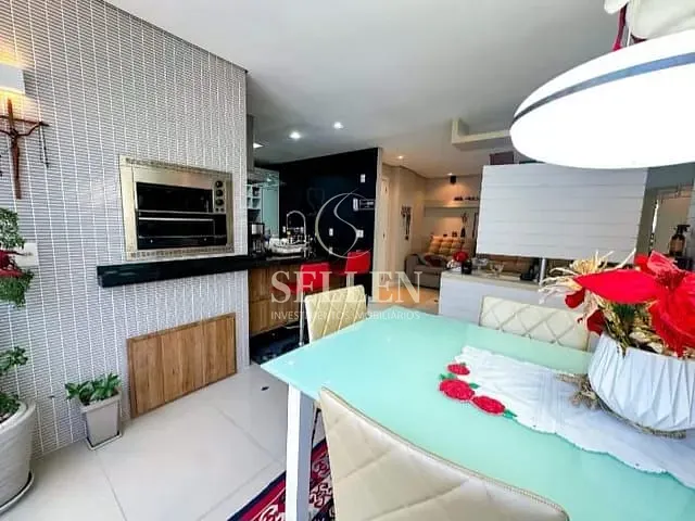 Apartamento com 131m² 3 quartos e 3 banheiros, à venda, no bairro Pioneiros em Balneário Camboriú