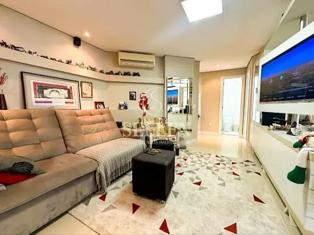 Apartamento com 131m² 3 quartos e 3 banheiros, à venda, no bairro Pioneiros em Balneário Camboriú