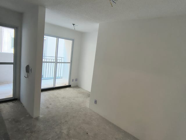 Apartamento 3 quartos e 1 banheiro, à venda, no bairro Vila Carmosina em São Paulo