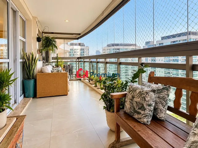 Apartamento 4 quartos e 3 banheiros, à venda, no bairro Jacarepaguá em Rio de Janeiro